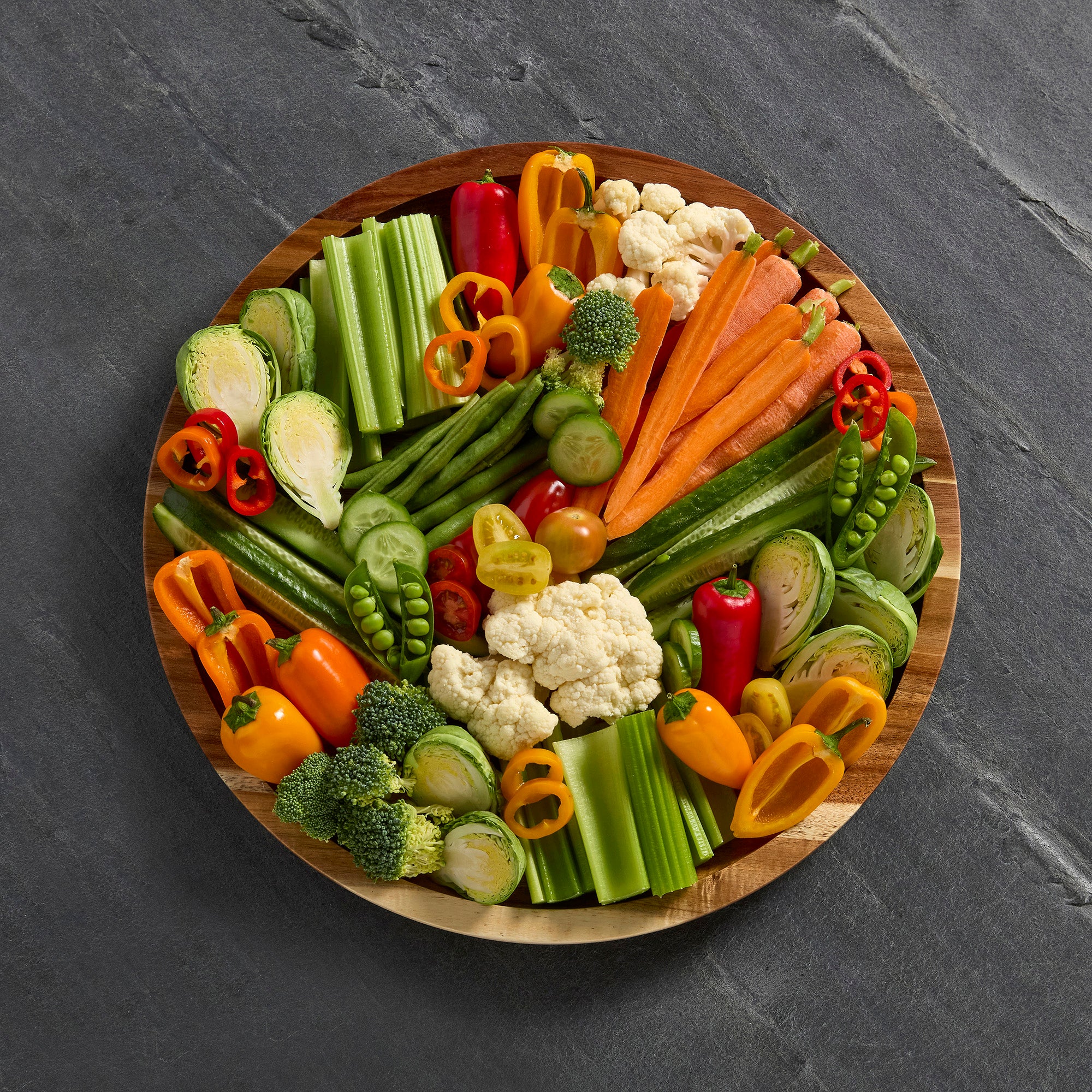 Farberware Build-a-Board Cutting Board with Single Compartment and Clear Locking Lid for Charcuterie, Snacks, and More-Make it. Take it. Enjoy it, 14-Inch Round, Acacia