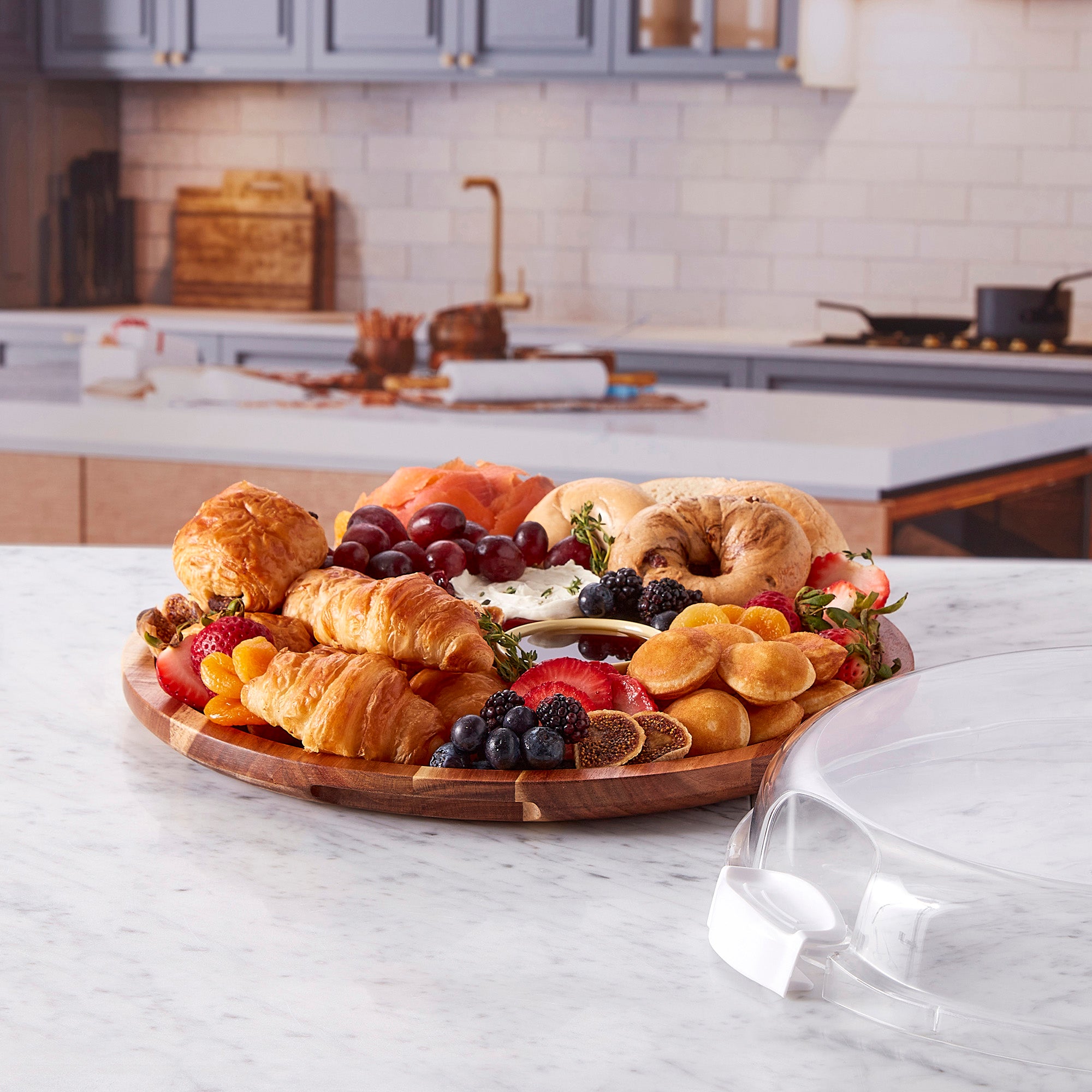 Farberware Build-a-Board Cutting Board with Single Compartment and Clear Locking Lid for Charcuterie, Snacks, and More-Make it. Take it. Enjoy it, 14-Inch Round, Acacia