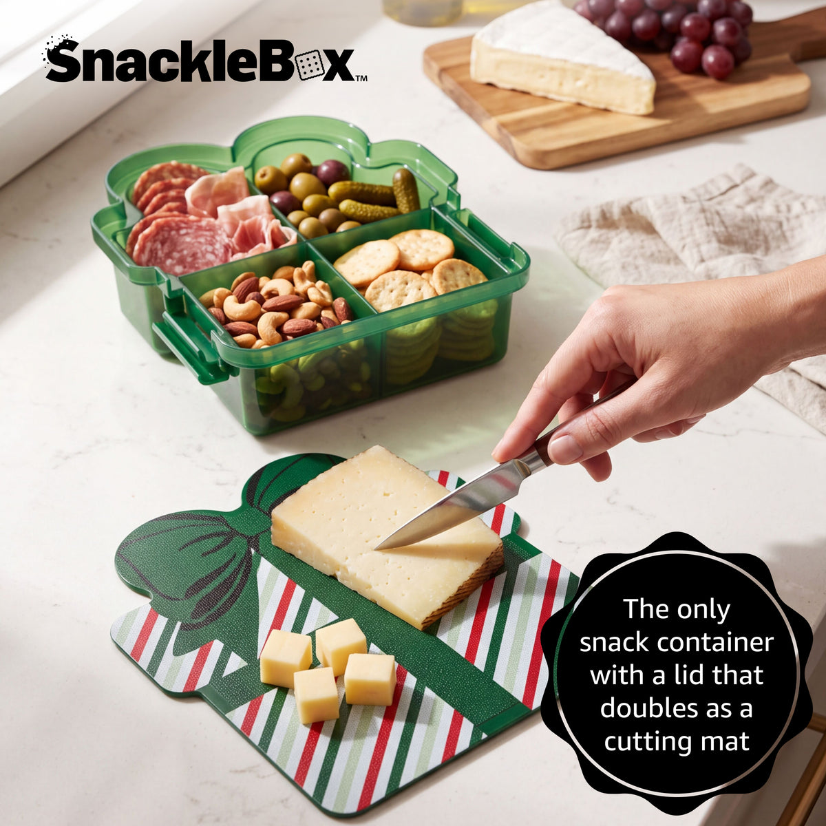 Snacklebox 8-Inch Holiday Stripe Present with Cutting Board Lid